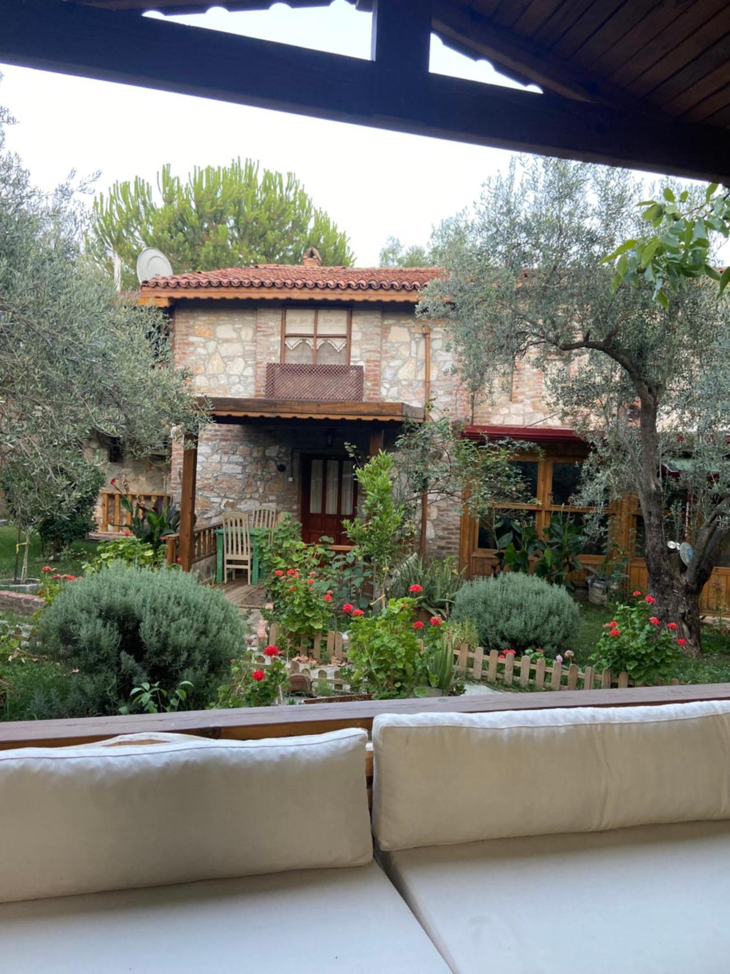 Pavelin Yeri Otel Edremit  Exterior foto